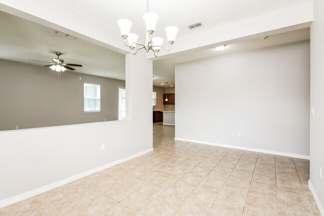 Building Photo - 1011 Hermosa Way