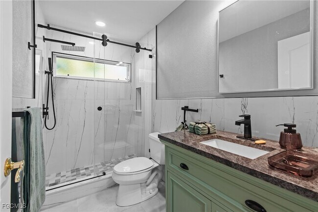 Building Photo - 2106 SW 47th Terrace