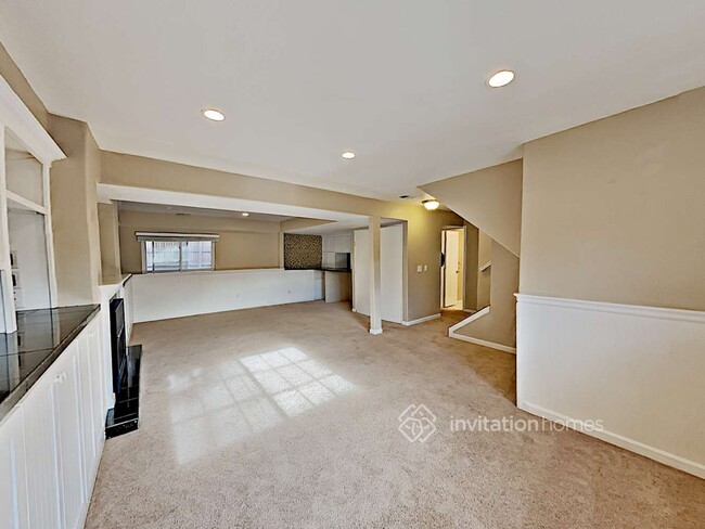 Building Photo - 9494 Palisade Ct