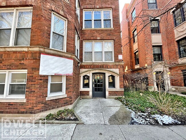 Building Photo - 1219 W Madison St