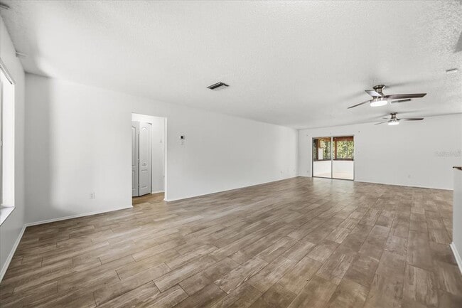 Building Photo - 10325 Marco Polo Dr