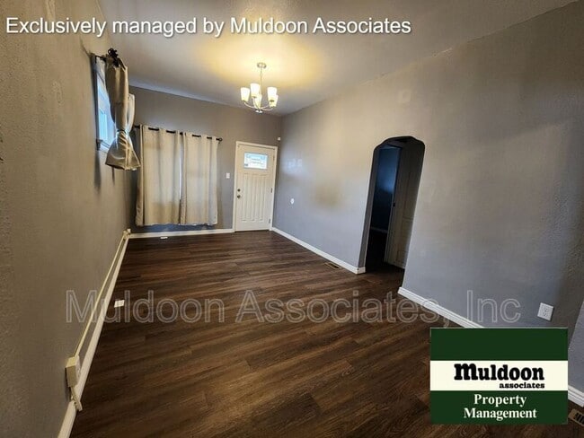 Building Photo - 1301 Cypress St