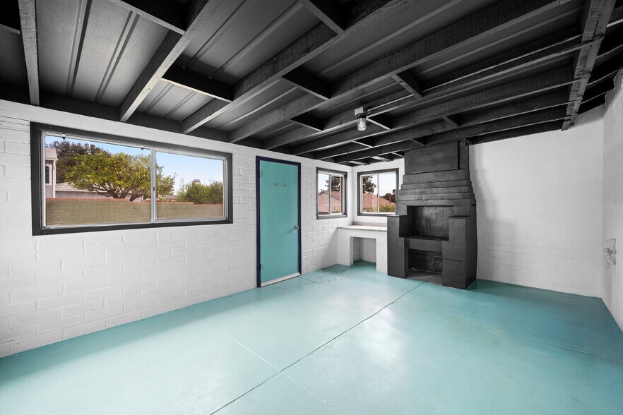 Building Photo - 2816 El Caminito