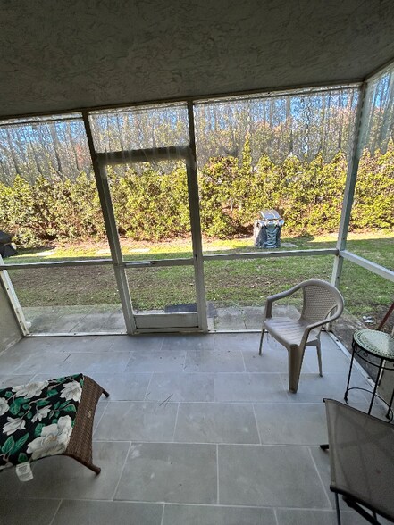 Building Photo - 1200 5th Ave N