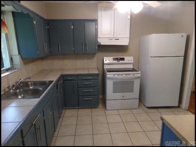 Building Photo - 12 Rosemont Dr