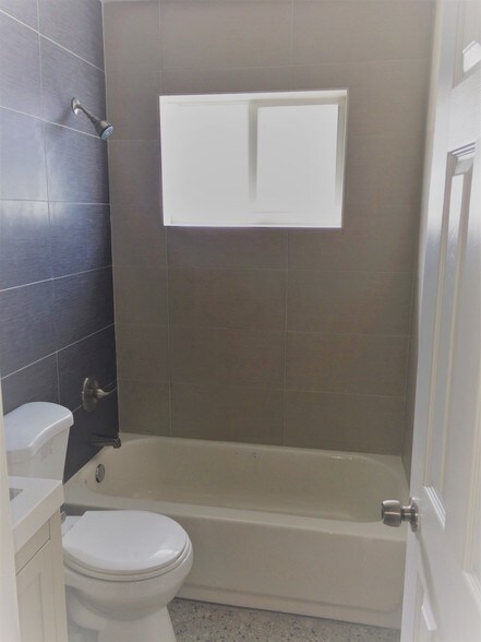 Bathroom - 1834 N 16th Ct