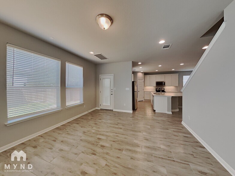 Building Photo - 705 Hays Hill Dr