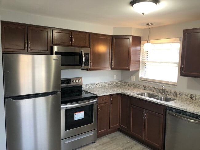 KItchen - 203 Hillson Ave