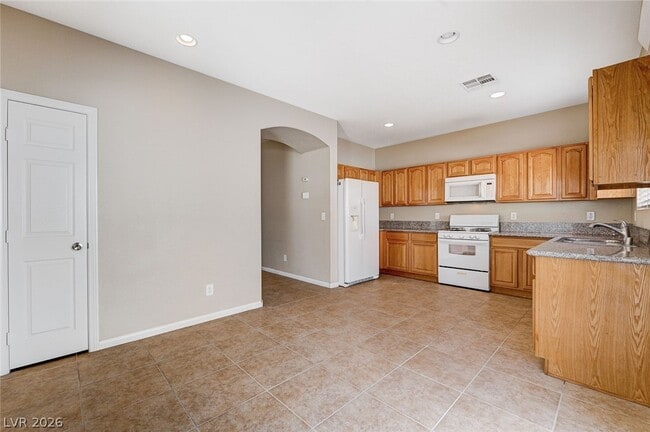 Building Photo - 8444 Lucero Ave