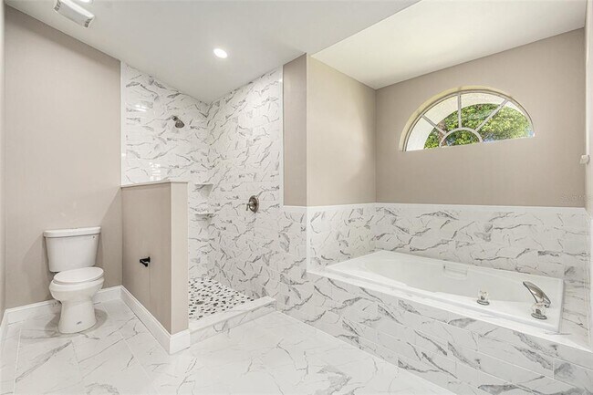 Building Photo - 5092 Abagail Dr