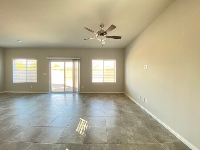 Building Photo - Home for Rent