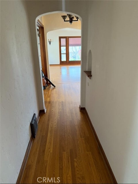 Building Photo - 405 W Brookdale Pl