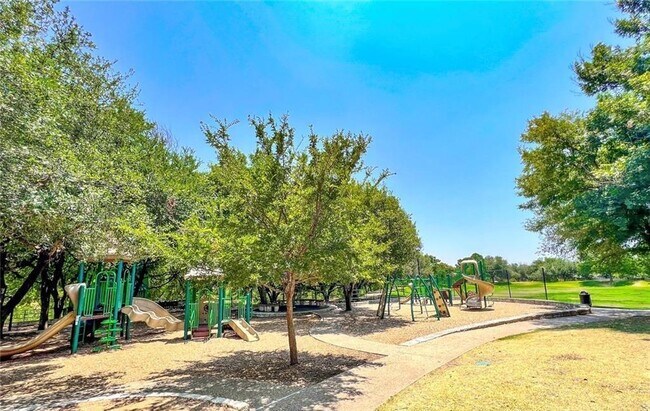 Building Photo - 15025 Wells Port Dr