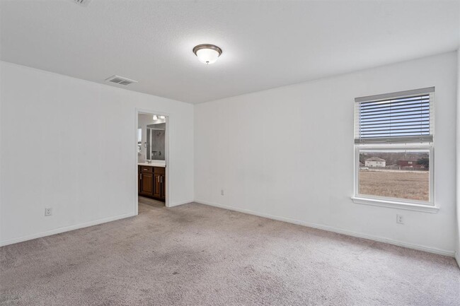 Building Photo - 3201 College Park Dr
