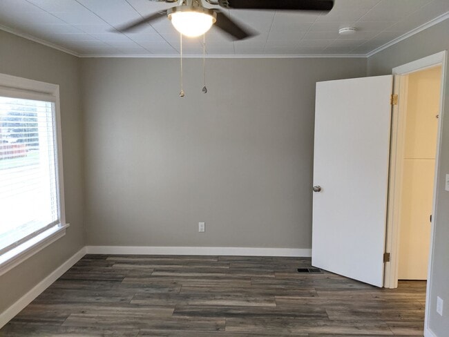 Building Photo - 1519 K Ave