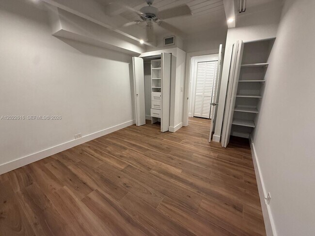Building Photo - 6851 SW 77th Terrace