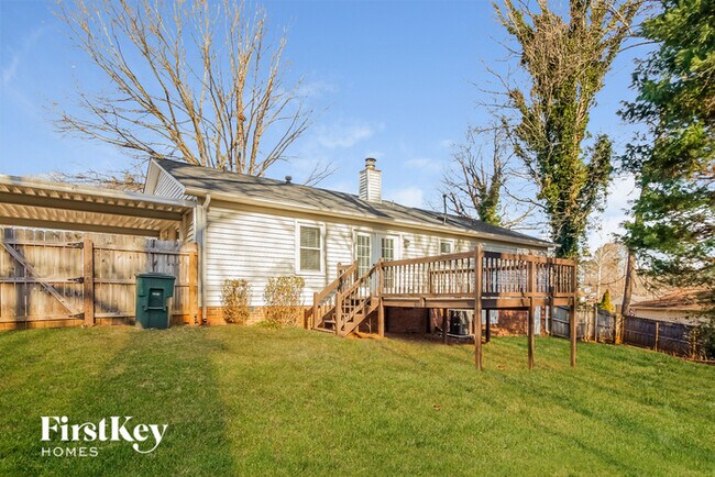 Building Photo - 2449 Amity Ave