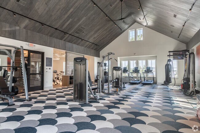 Building Photo - Limited-Time Incentive – Up to 6 Weeks Fre...