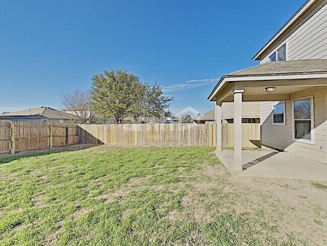 Building Photo - 1027 Canadian Goose
