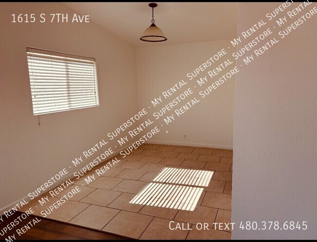 Building Photo - 1615 S 7th Ave