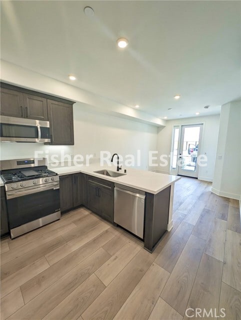 Building Photo - 402 W Grand Ave