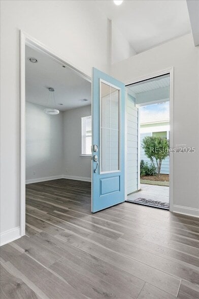 Building Photo - 155 Weekend Ave