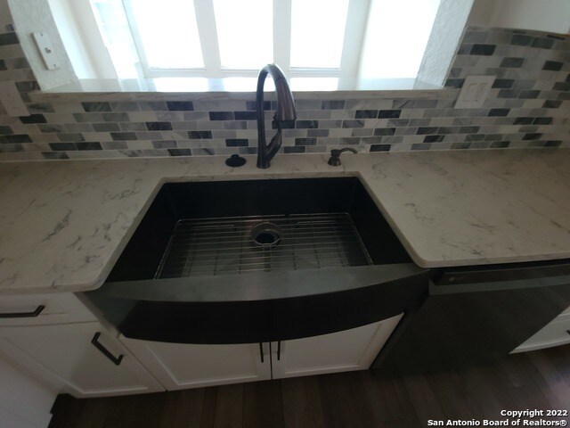 Building Photo - 12506 Fern Creek