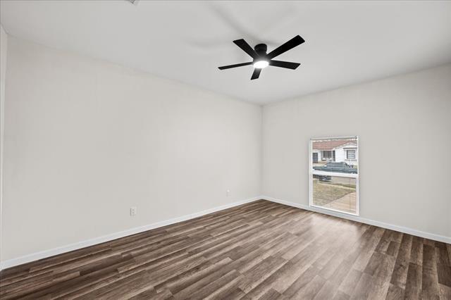 Building Photo - 3528 Hilton Dr