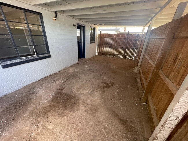Building Photo - MOVE IN SPECIAL-500.00 OFF 1ST MONTHS RENT...