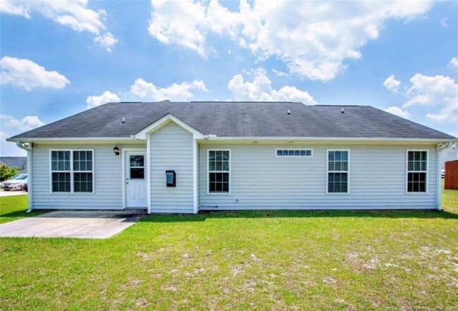 Building Photo - 2144 St Nicholas Dr