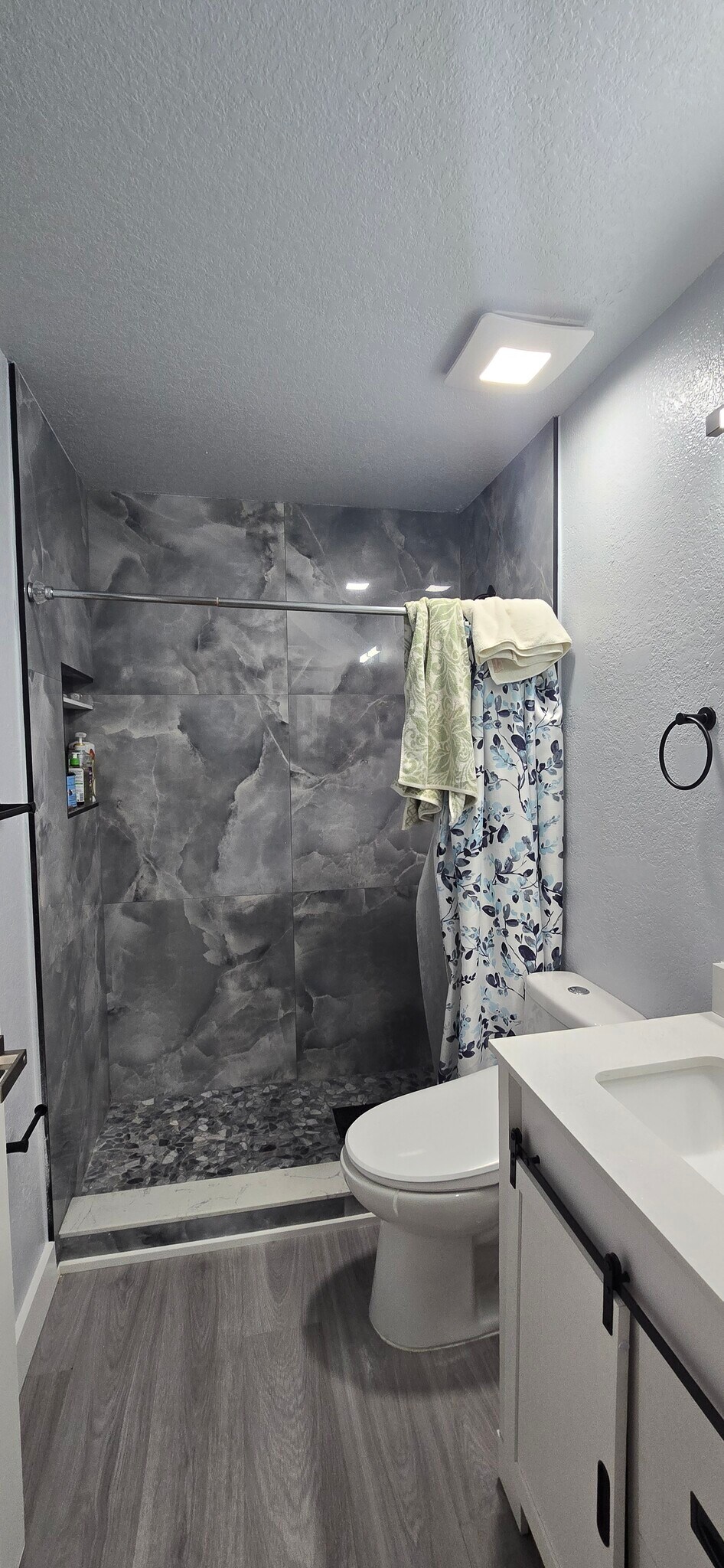 Building Photo - 2044 44th St S