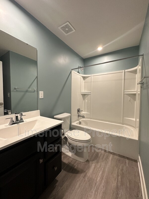 Building Photo - 1738 Foremast Loop