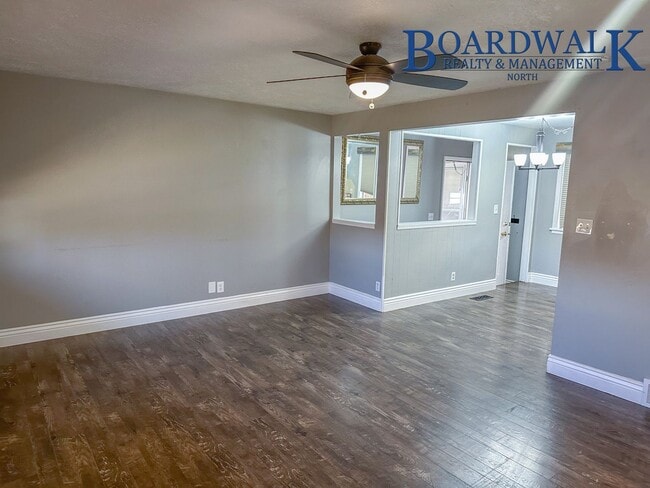 Building Photo - Amazing 4 Bed Rambler in Syracuse