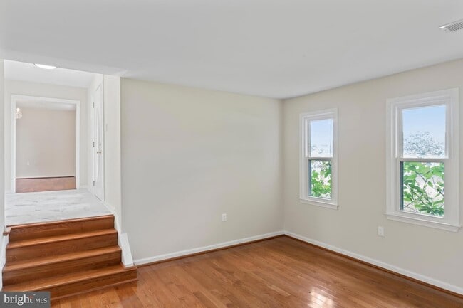 Building Photo - 17004 Cashell Rd