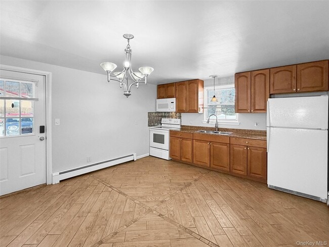 Building Photo - 83 Kent Rd