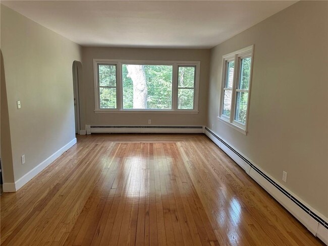 Building Photo - 36 Crowell St
