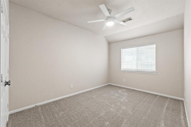 Building Photo - 3603 Heritage Colony Dr