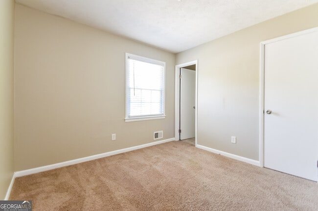 Building Photo - 2137 Baden Ct