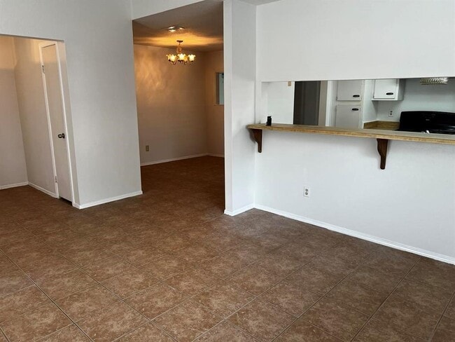 Building Photo - 22118 Singing Spurs Dr