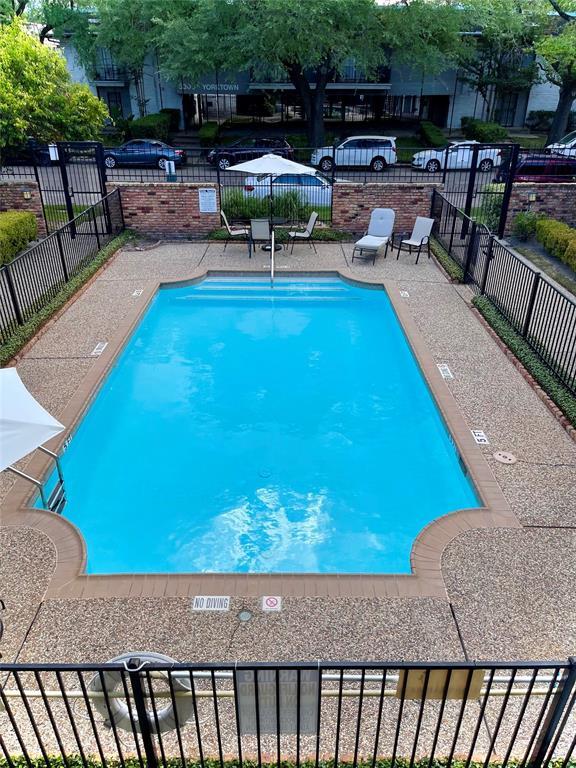 Building Photo - 5353 Richmond Ave.