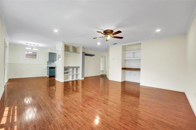 Building Photo - 710 W Embercrest Dr