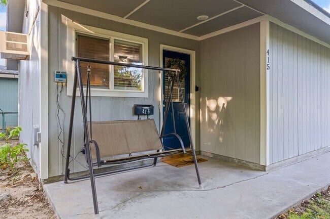 Building Photo - 1503 Fairview Ave