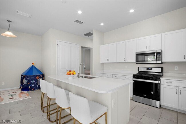 Building Photo - 14720 Kingfisher Lp