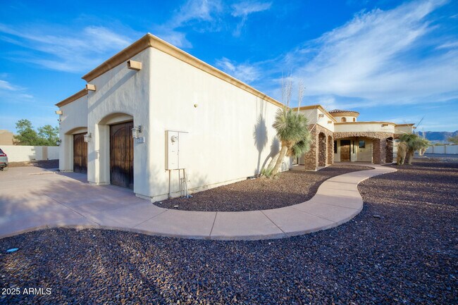 Building Photo - 27115 N 137th St