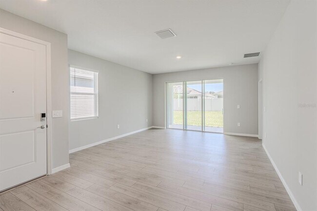 Building Photo - 4008 Westwood Flds Lp