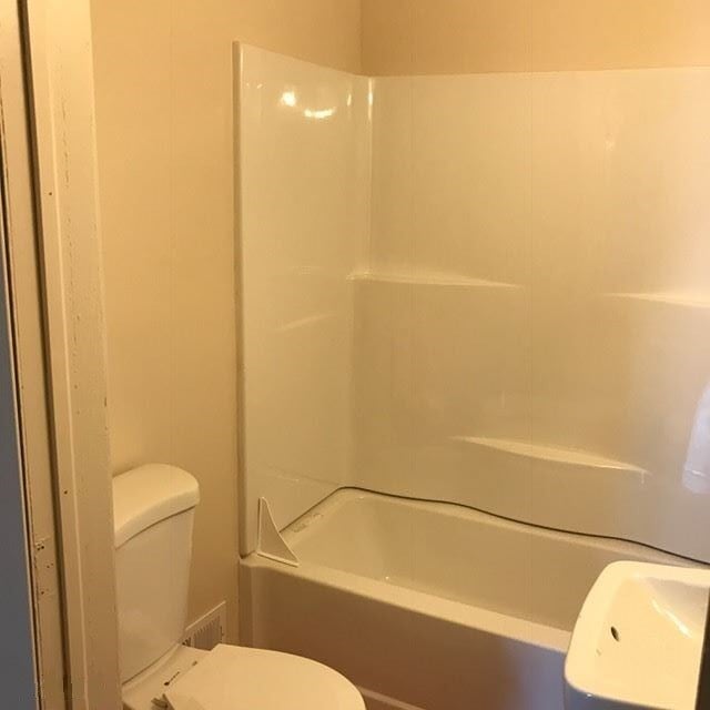 Building Photo - FOR RENT Newly Remodeled, 2 Bed / 1 Bath