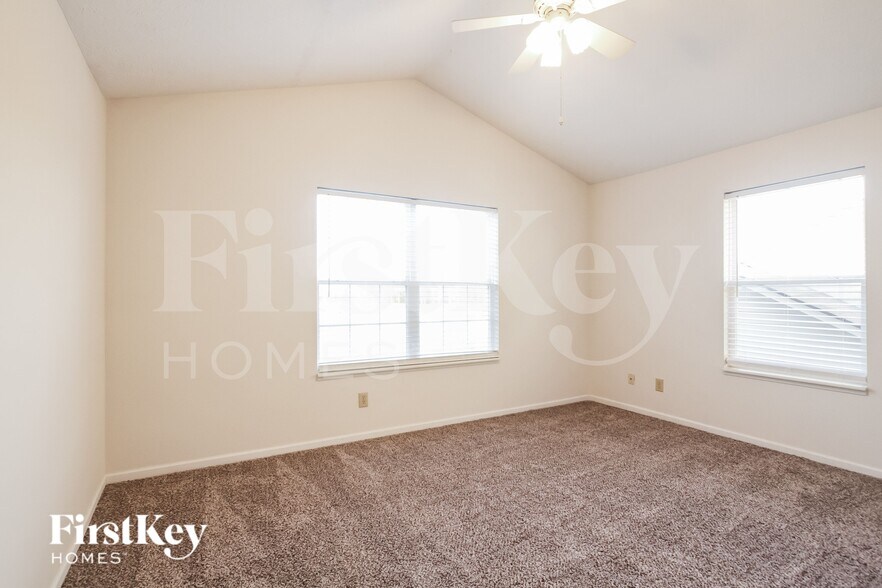 Building Photo - 13460 N Cedar Grove Ct