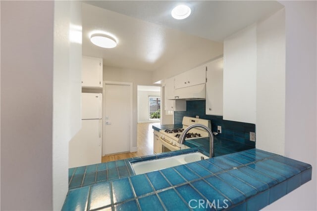 Building Photo - 440 Cress St
