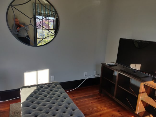 Building Photo - 3 BD DOWNTOWN Single Family House