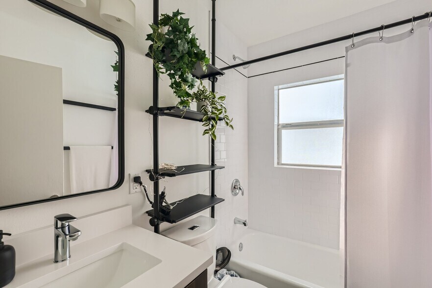 Building Photo - 408 Hammack Dr